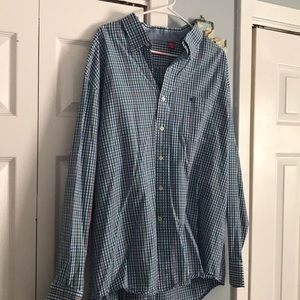 Izod button up